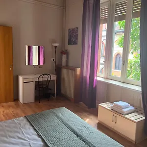 https://ambra-rooms.italymilanhotels.net